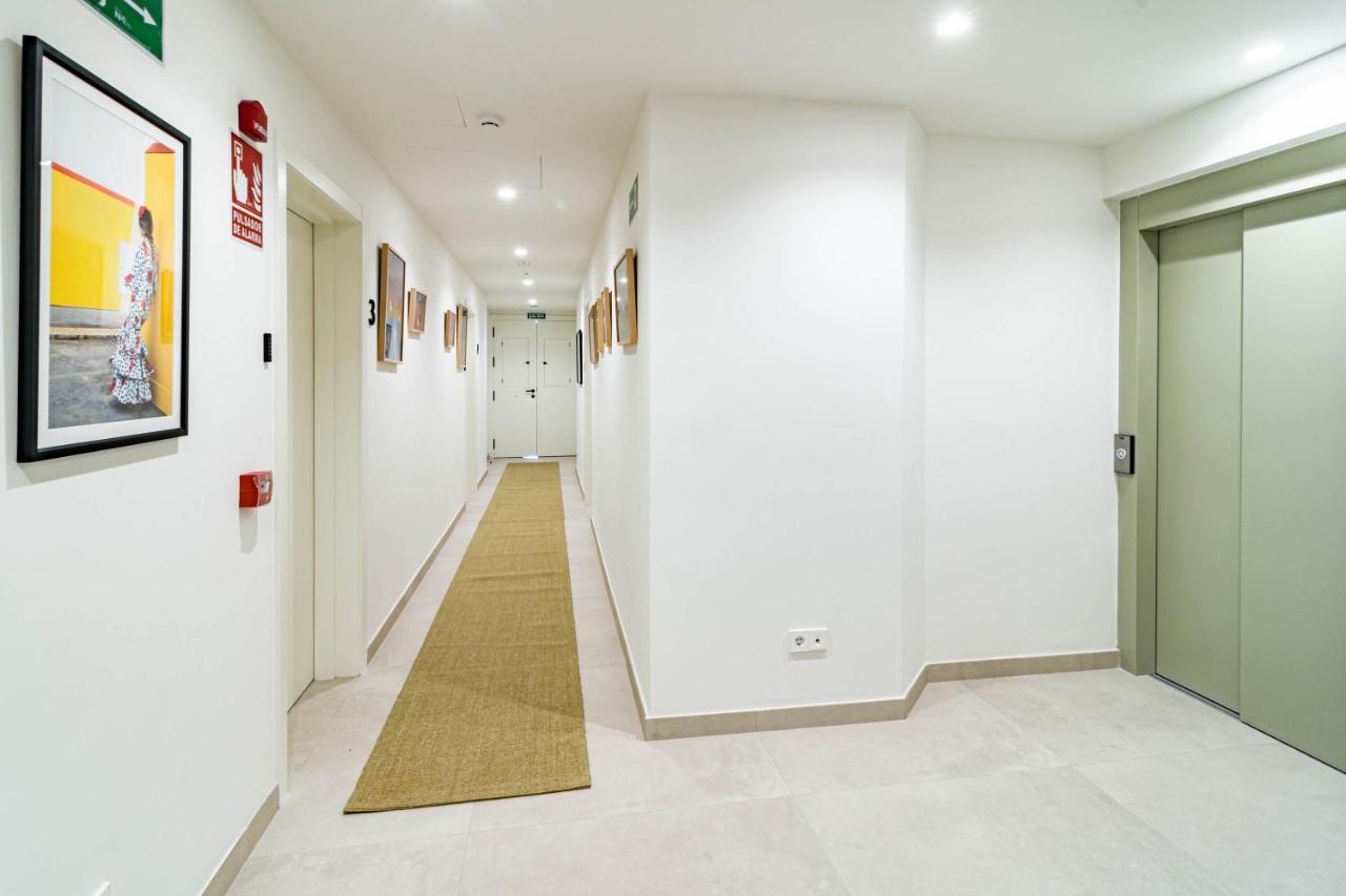 Seaclub Suites Estepona By Roomservices Екстериор снимка